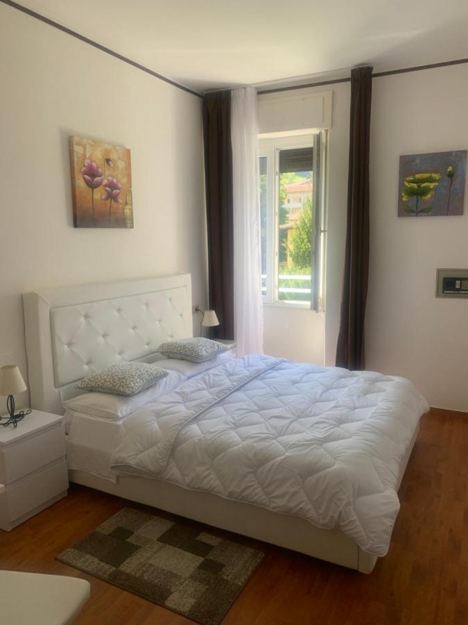 Albergo Al Lago Anfo Luaran gambar