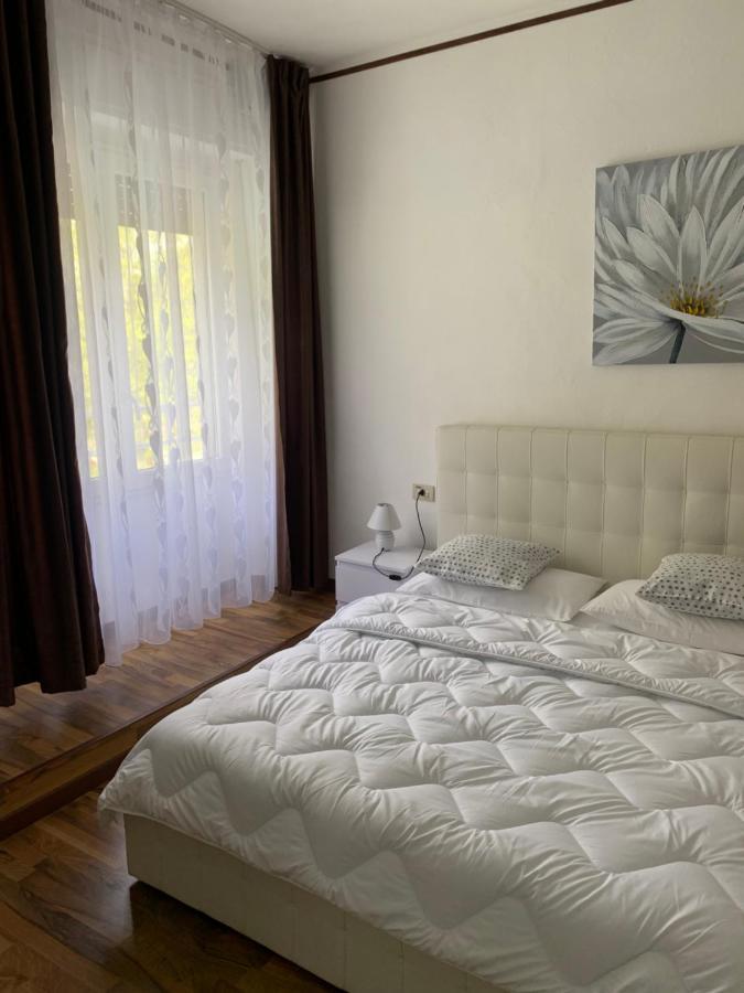 Albergo Al Lago Anfo Luaran gambar