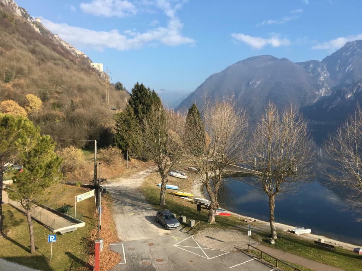 Albergo Al Lago Anfo Luaran gambar