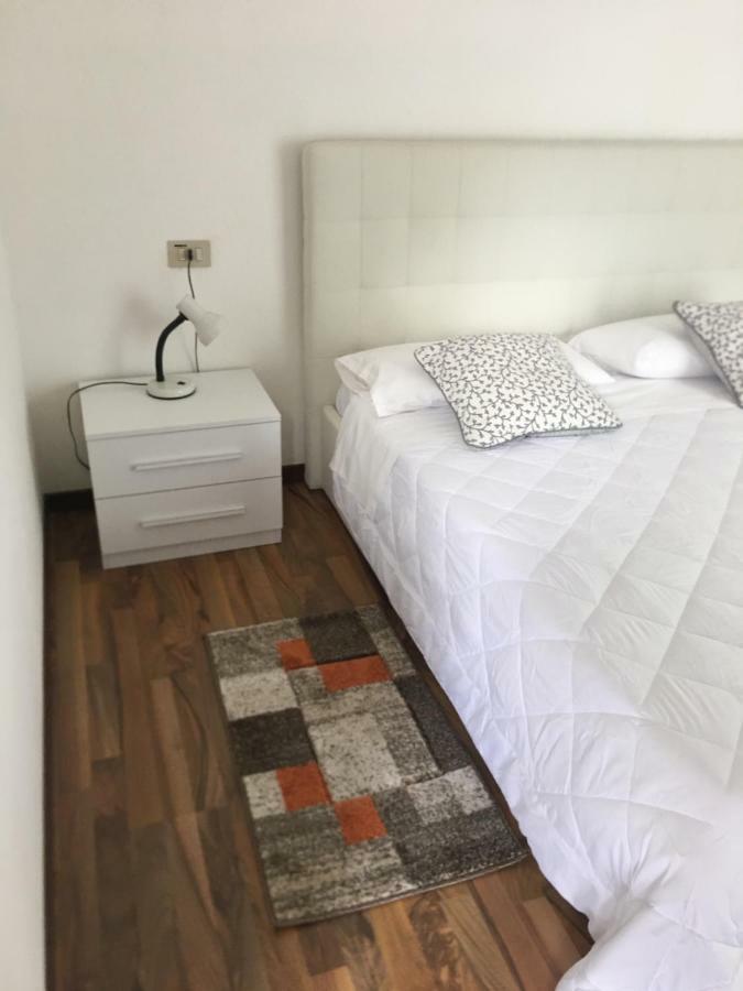 Albergo Al Lago Anfo Luaran gambar